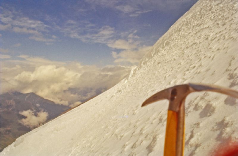 Gefrorene Wandspitze (256 Bildaufrufe)