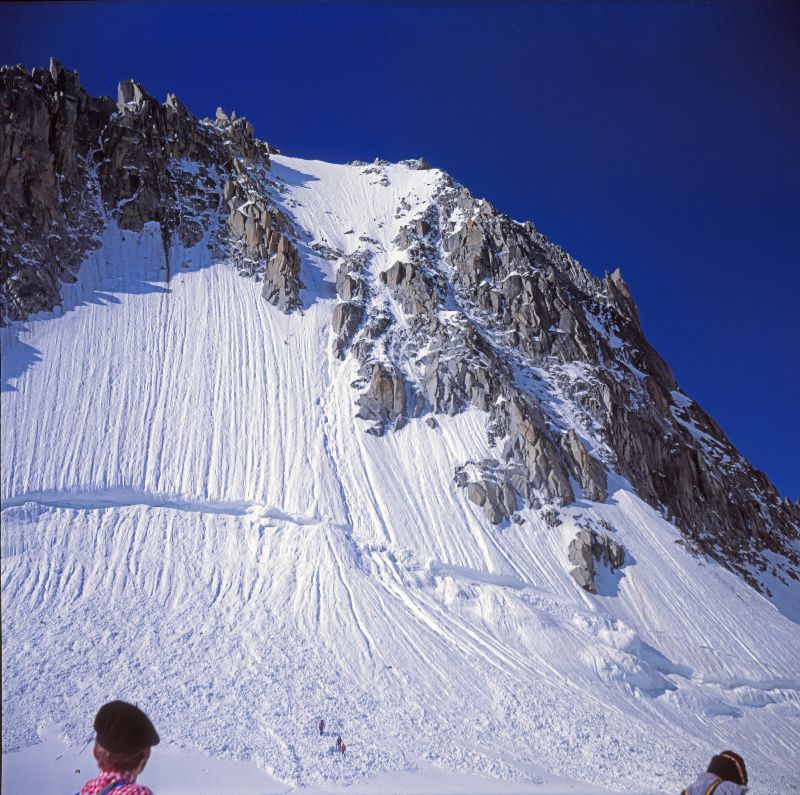 Tour Ronde (333 Bildaufrufe)