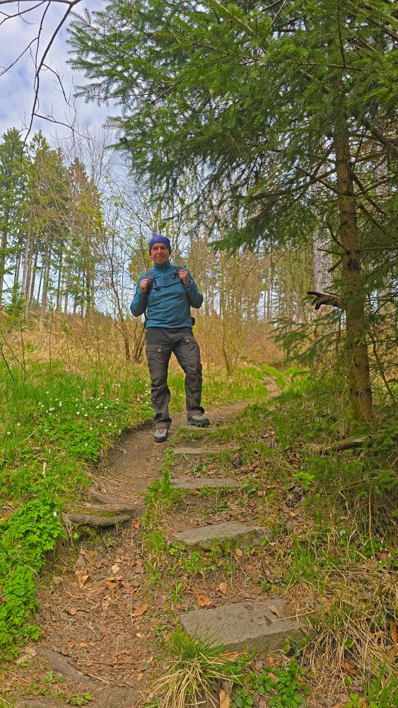 Dunkelstein (19 Bildaufrufe)