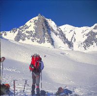 Tour Ronde (240 Bildaufrufe)